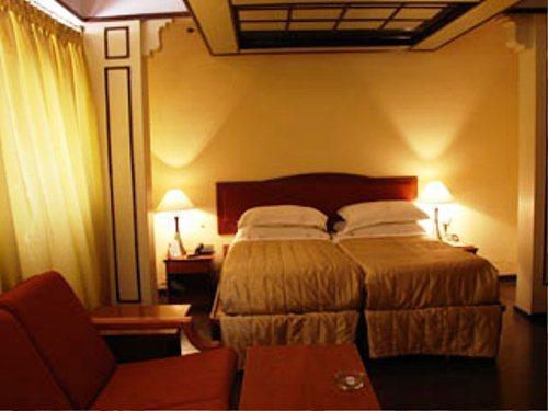 Hotel Palace Plaza مَسّور المظهر الخارجي الصورة