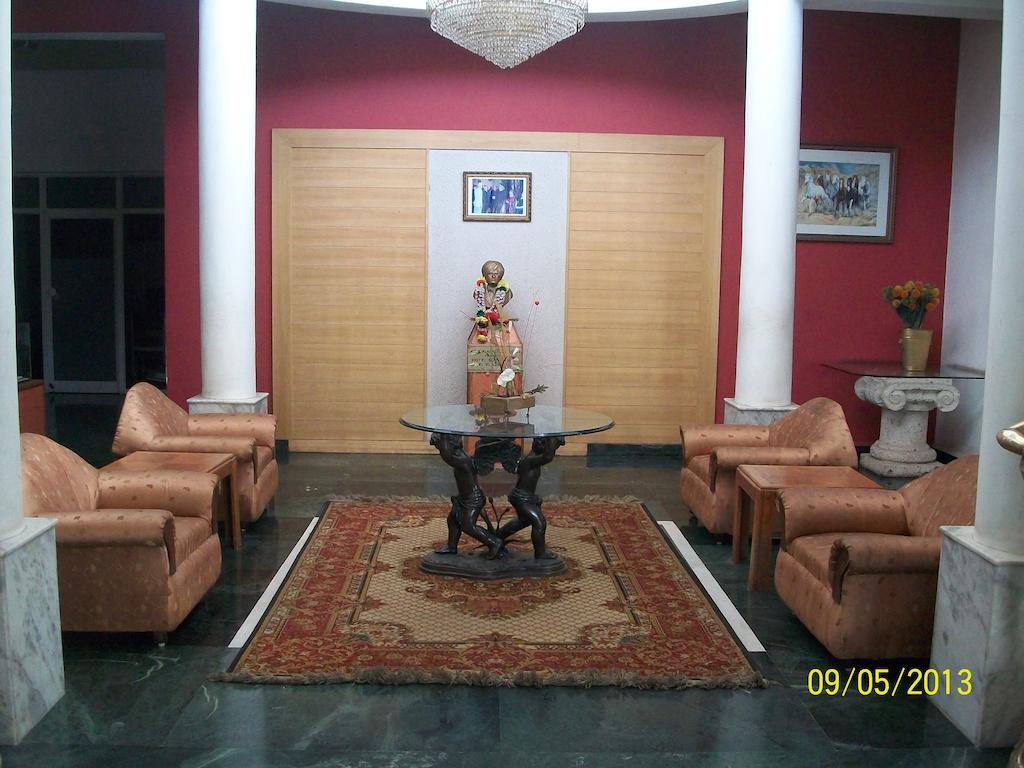 Hotel Palace Plaza مَسّور المظهر الخارجي الصورة
